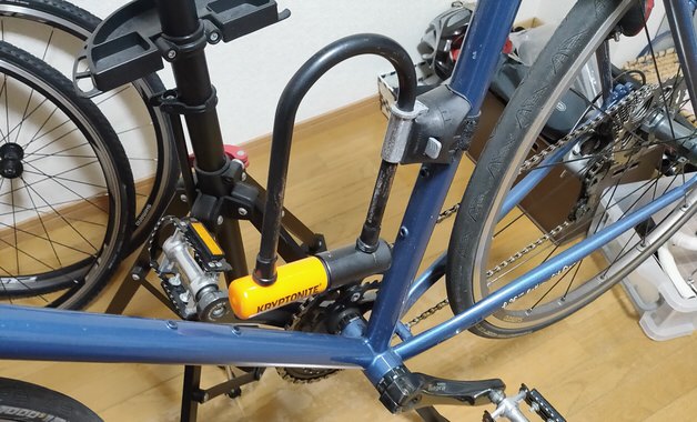 U字ロックの持ち運びは「フレームに固定」がいちばん快適！ | じてまにドクターのマニアック自転車ブログ