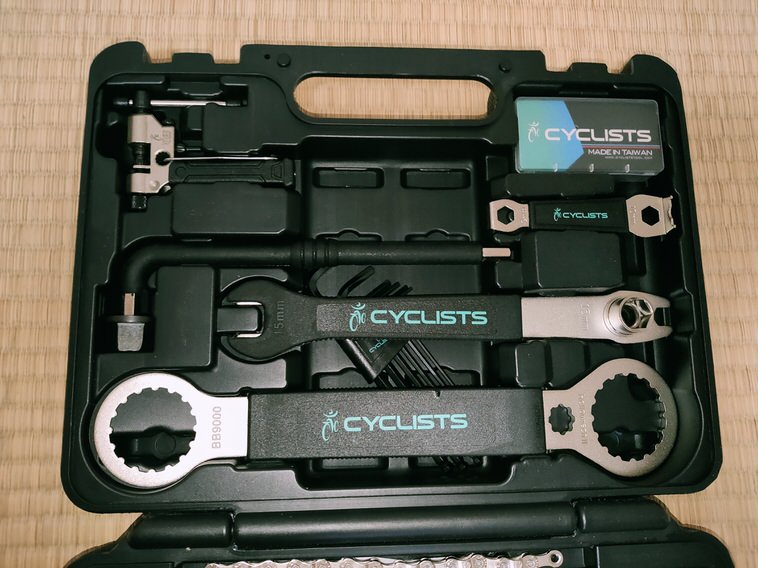 CYCLISTS CT-K01の中の工具